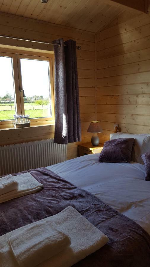 Ruth'S Retreat Country Retreat With Private Hot Tub Villa Shrewsbury Kültér fotó