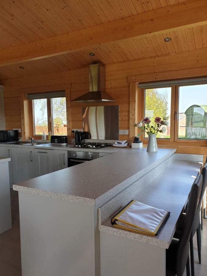 Ruth'S Retreat Country Retreat With Private Hot Tub Villa Shrewsbury Kültér fotó